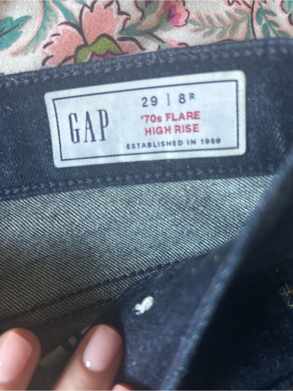 GAP Women’s Dark Blue Denim Jeans 70’s flare leg - Picture 2 of 8